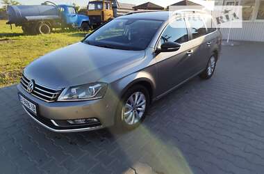 Универсал Volkswagen Passat 2014 в Гадяче