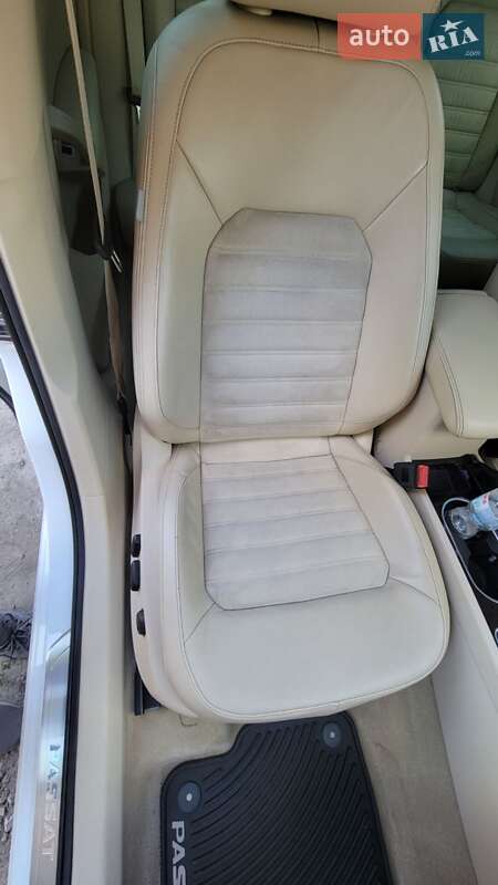 Седан Volkswagen Passat 2013 в Кривом Роге