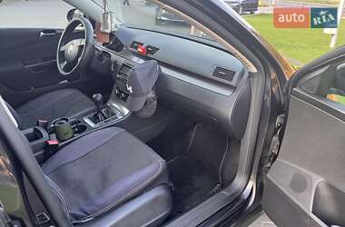 Универсал Volkswagen Passat 2010 в 