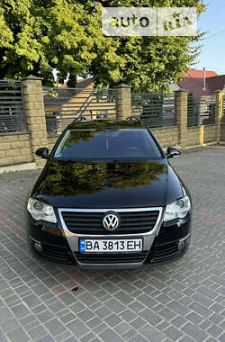 Универсал Volkswagen Passat 2008 в Ровно