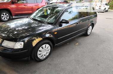 Универсал Volkswagen Passat 1997 в Киеве