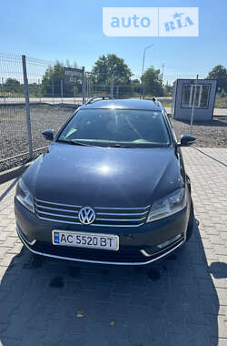 Універсал Volkswagen Passat 2014 в Нововолинську