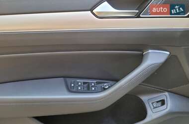 Универсал Volkswagen Passat 2017 в 