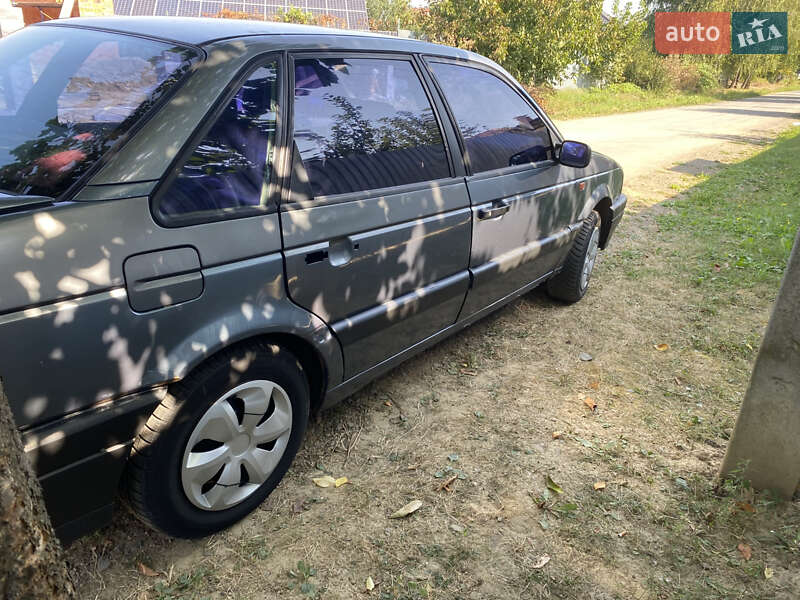 Седан Volkswagen Passat 1988 в Ужгороде фото 21 Седан Volkswagen Passat 1988 в Ужгороде