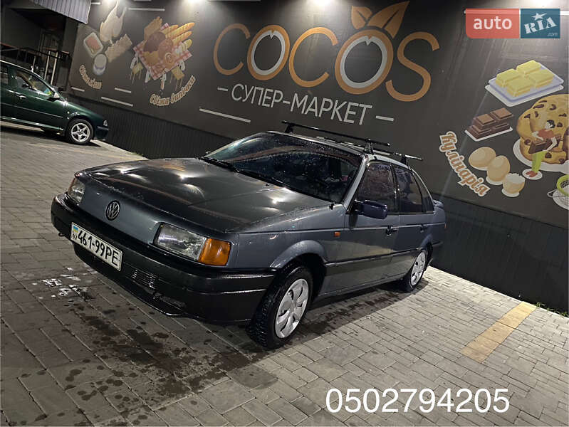 Седан Volkswagen Passat 1988 в Ужгороде фото 2 Седан Volkswagen Passat 1988 в Ужгороде