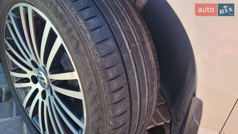 Універсал Volkswagen Passat 2012 в Кропивницькому