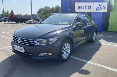 Седан Volkswagen Passat 2019 в Киеве