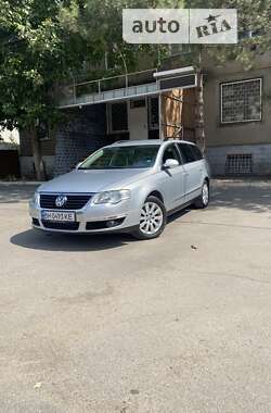 Універсал Volkswagen Passat 2005 в Ізмаїлі