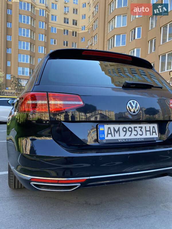 Універсал Volkswagen Passat 2017 в Києві