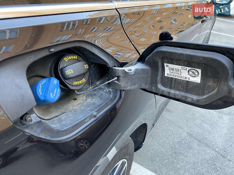 Універсал Volkswagen Passat 2017 в Києві