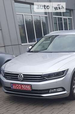 Универсал Volkswagen Passat 2015 в Виннице