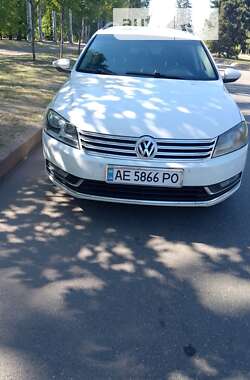 Универсал Volkswagen Passat 2012 в Кривом Роге