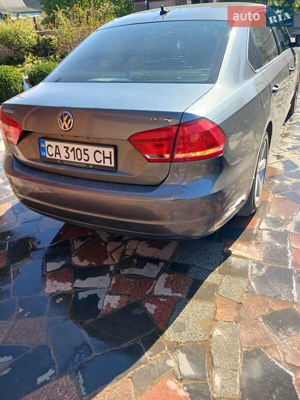 Седан Volkswagen Passat 2014 в Жашкове