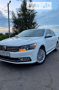 Седан Volkswagen Passat 2016 в Черкассах