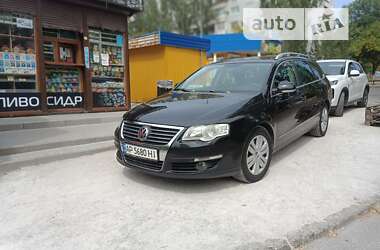 Універсал Volkswagen Passat 2008 в Запоріжжі