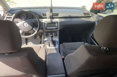 Седан Volkswagen Passat 2005 в 