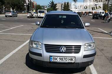 Універсал Volkswagen Passat 2003 в Івано-Франківську