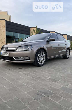 Volkswagen Passat 2010