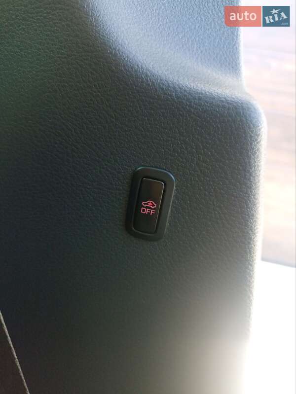 Універсал Volkswagen Passat 2014 в Дрогобичі