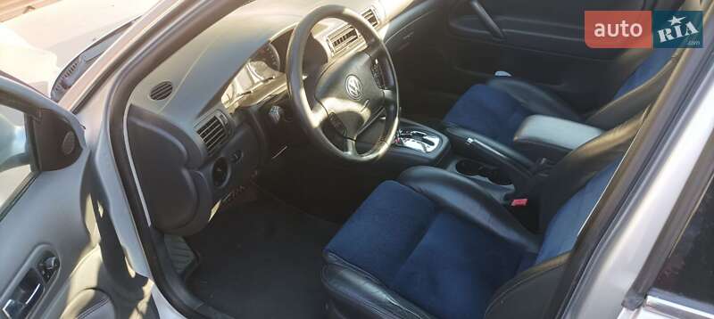 Универсал Volkswagen Passat 2004 в Умани