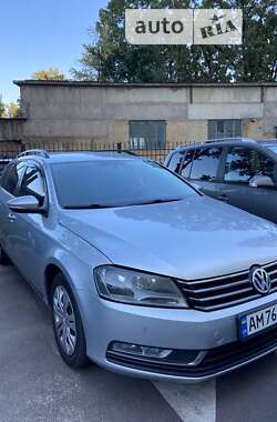 Универсал Volkswagen Passat 2012 в Киеве