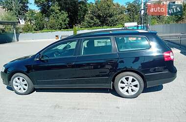 Универсал Volkswagen Passat 2008 в Староконстантинове