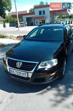 Универсал Volkswagen Passat 2008 в Староконстантинове