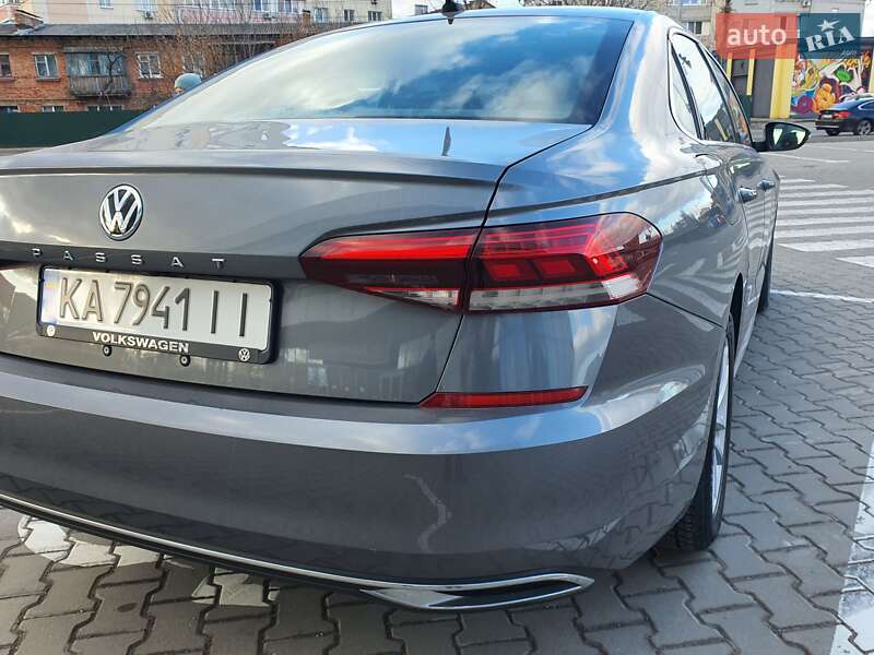 Седан Volkswagen Passat 2020 в Киеве