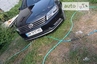 Универсал Volkswagen Passat 2011 в Житомире