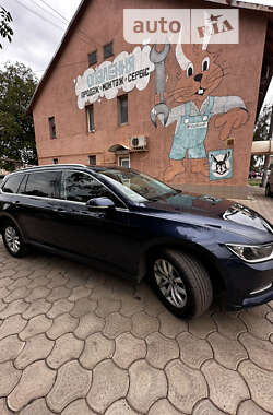 Универсал Volkswagen Passat 2016 в 