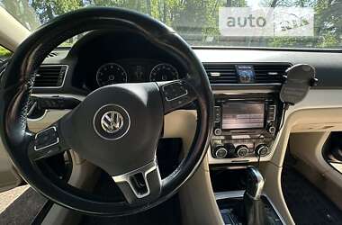 Седан Volkswagen Passat 2012 в Виннице