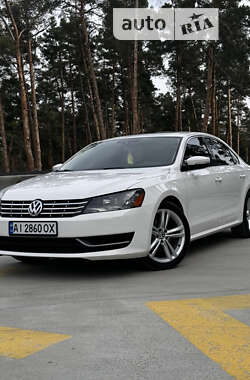 Седан Volkswagen Passat 2014 в Києві