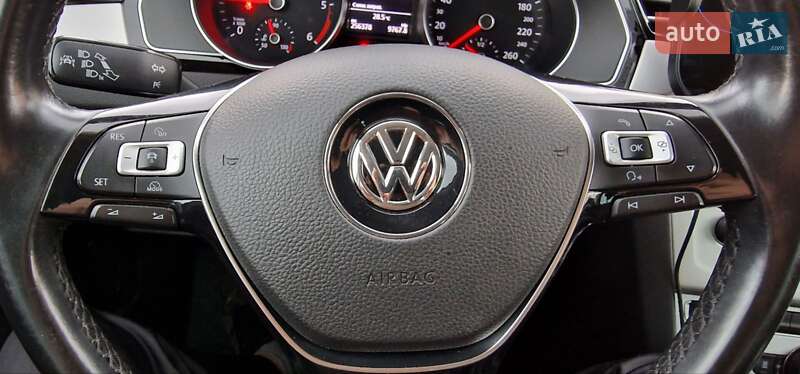 Универсал Volkswagen Passat 2016 в Львове