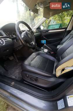 Седан Volkswagen Passat 2013 в 
