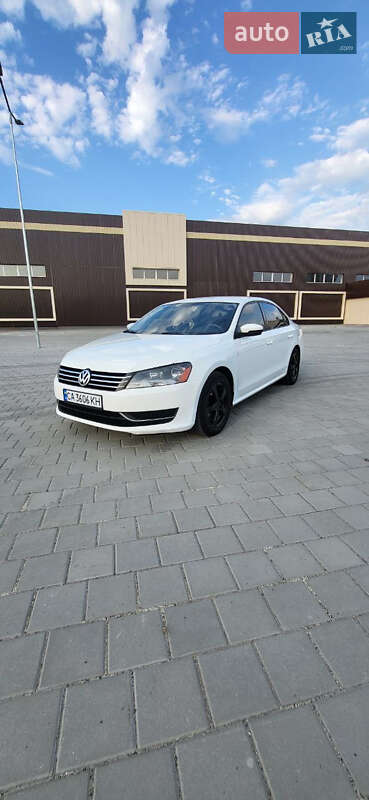 Седан Volkswagen Passat 2014 в Черкасах