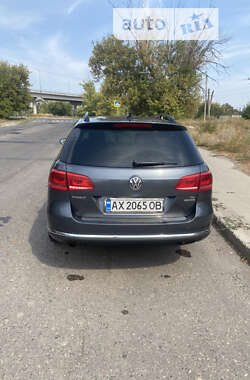 Универсал Volkswagen Passat 2013 в Харькове