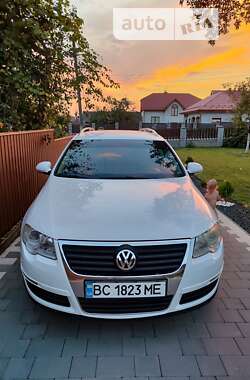 Универсал Volkswagen Passat 2009 в Новояворовске