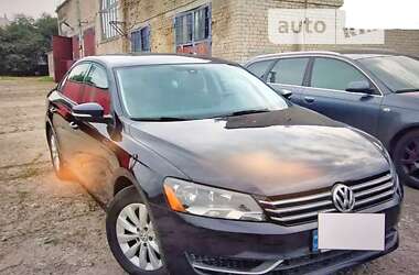 Седан Volkswagen Passat 2014 в Рівному