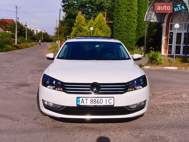 Седан Volkswagen Passat 2013 в Калуші
