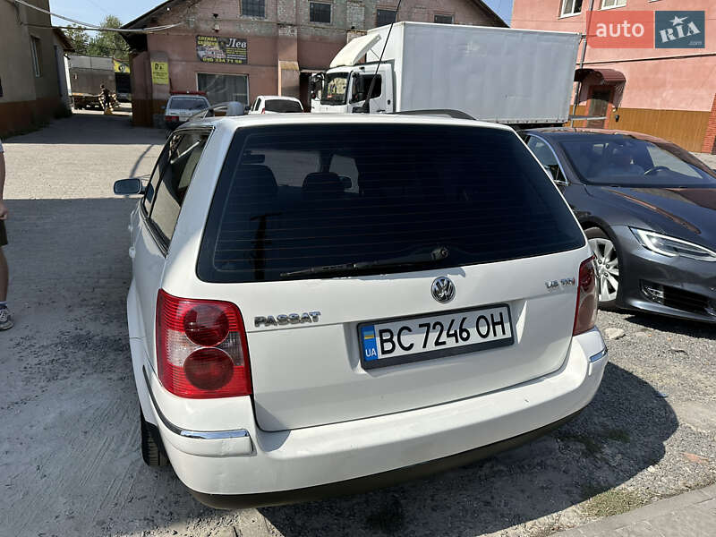 Универсал Volkswagen Passat 2001 в Буске
