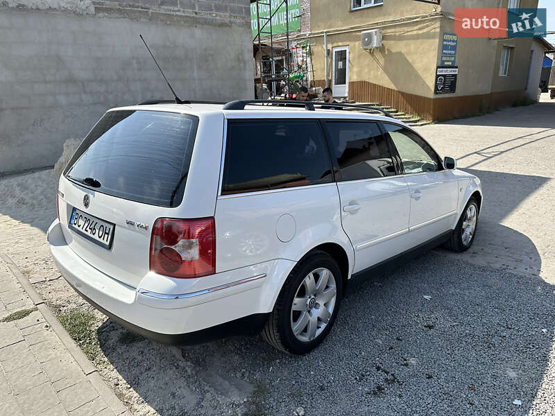 Универсал Volkswagen Passat 2001 в Буске