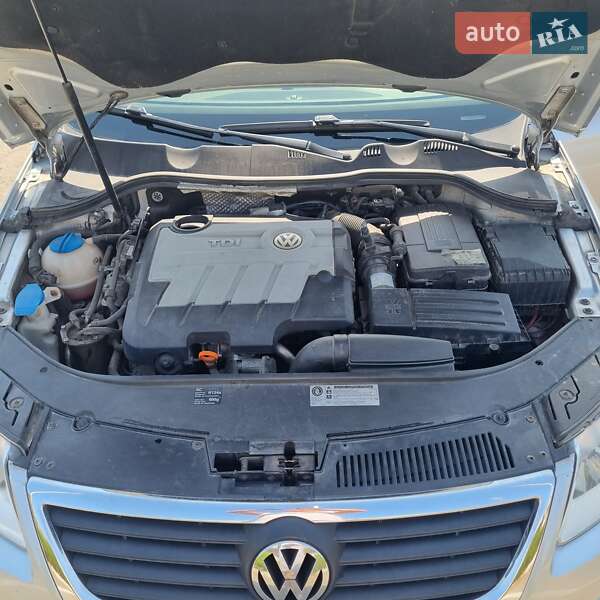 Универсал Volkswagen Passat 2010 в Львове фото 13 Универсал Volkswagen Passat 2010 в Львове