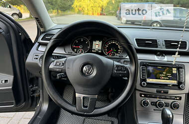 Універсал Volkswagen Passat 2012 в Дрогобичі