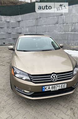 Седан Volkswagen Passat 2014 в Києві