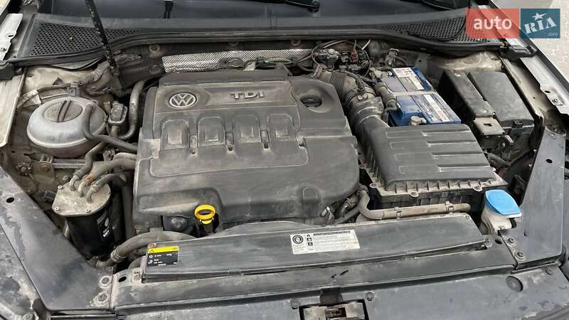 Седан Volkswagen Passat 2015 в Запорожье фото 11 Седан Volkswagen Passat 2015 в Запорожье