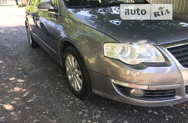 Седан Volkswagen Passat 2008 в Ладыжине