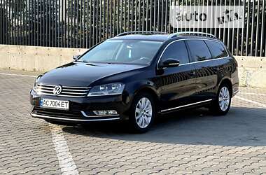 Універсал Volkswagen Passat 2012 в Луцьку