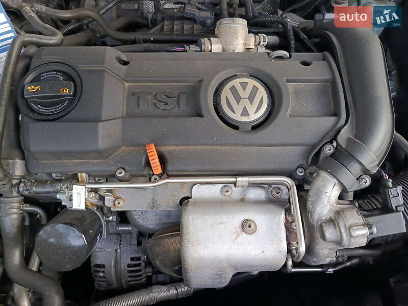 Универсал Volkswagen Passat 2009 в Киеве