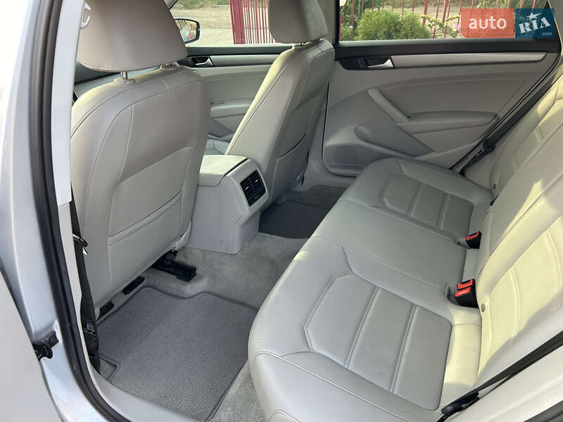 Седан Volkswagen Passat 2015 в Дружковке