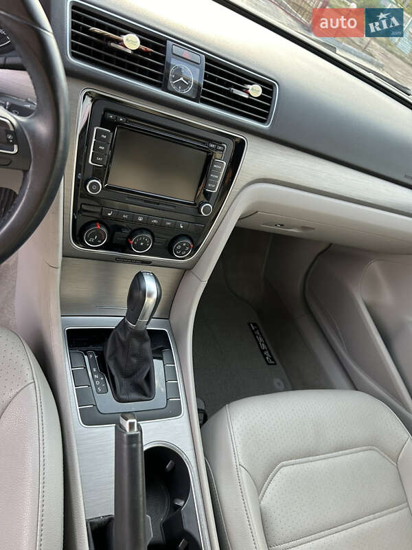 Седан Volkswagen Passat 2015 в Дружковке